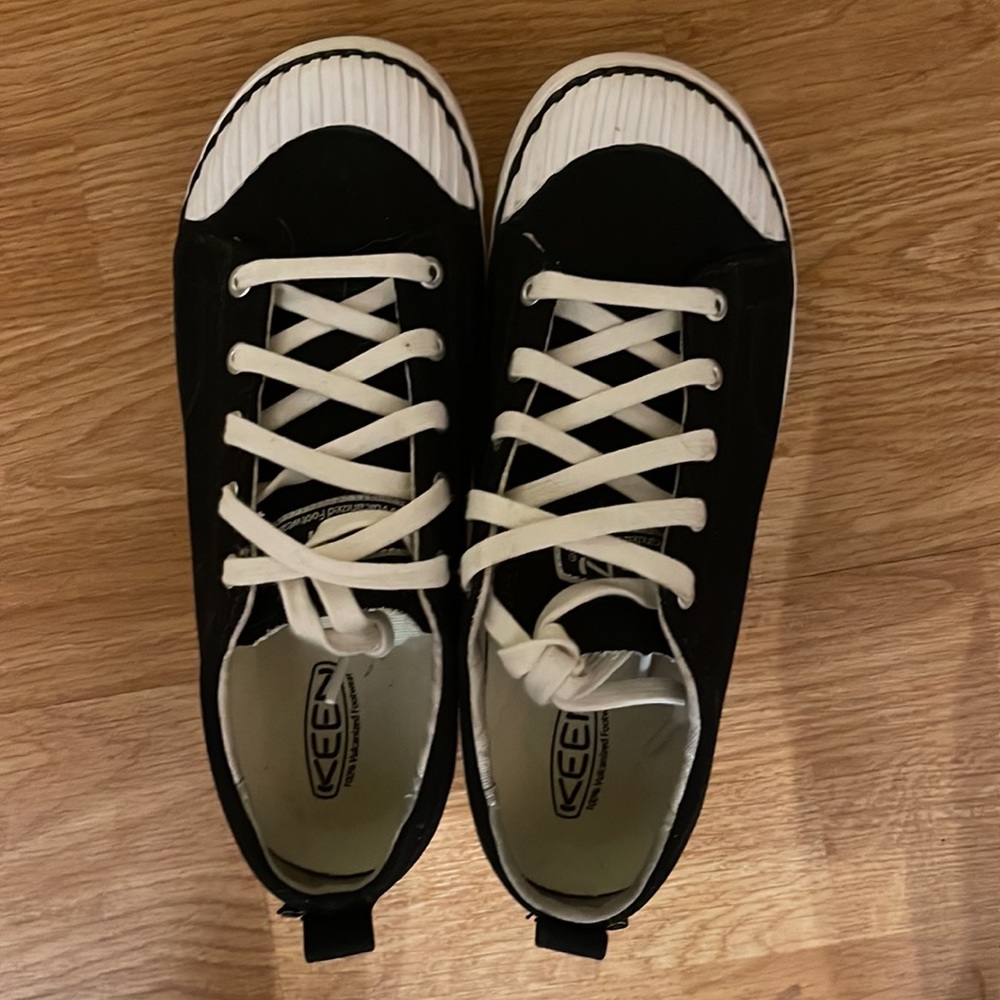 KEEN Elsa Trainer Canvas Sneakers